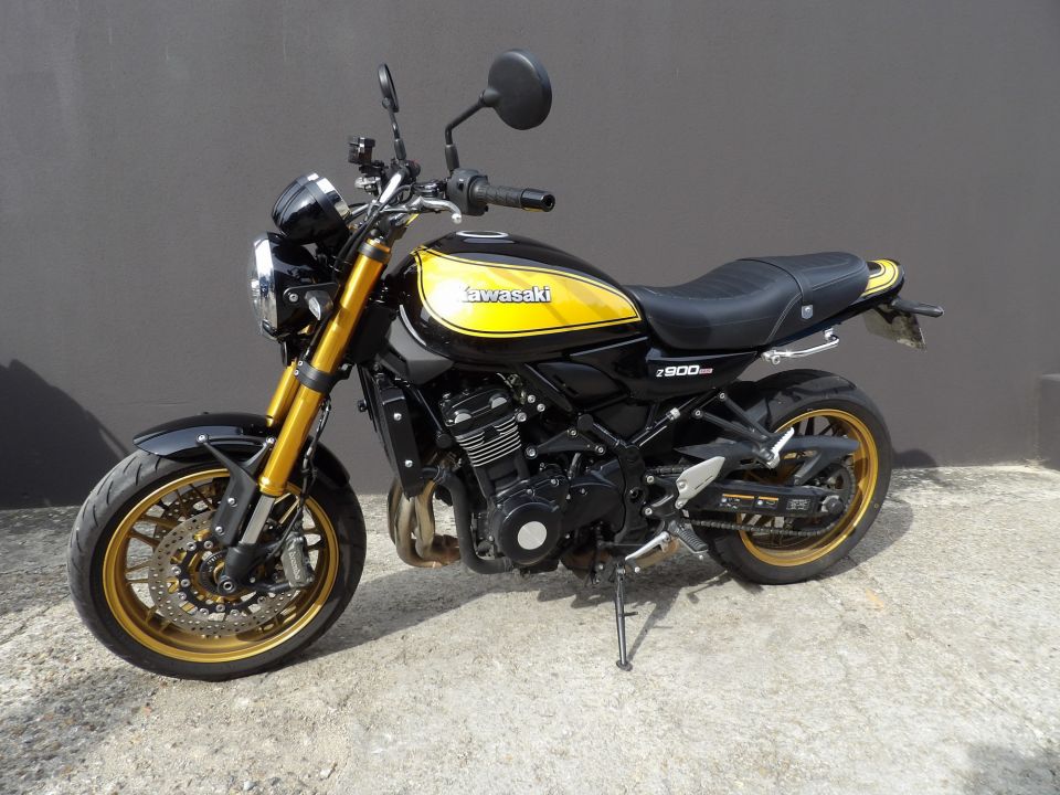 KAWASAKI Z900RS 4