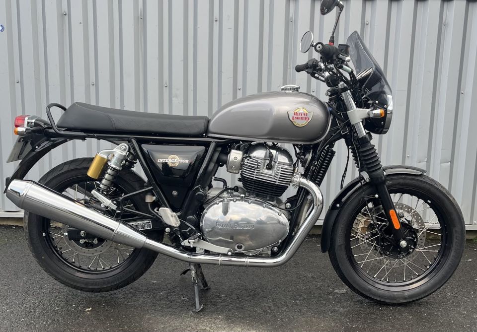 ROYAL ENFIELD INTERCEPTOR 0