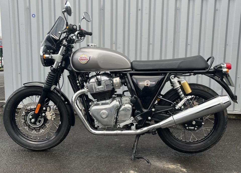 ROYAL ENFIELD INTERCEPTOR 5