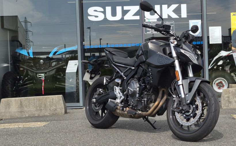 SUZUKI GSX-8S 0
