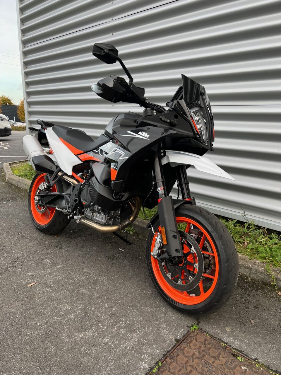 KTM 890 SMT 6