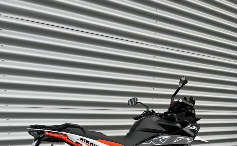 KTM 890 SMT 2