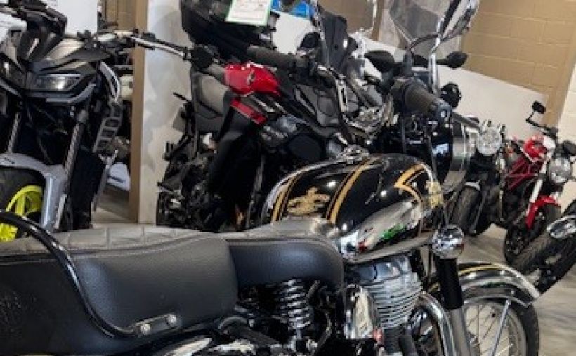 ROYAL ENFIELD CLASSIC 1