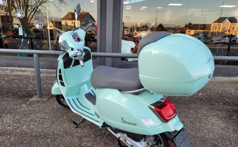 VESPA GTS 125IE SUPER 4