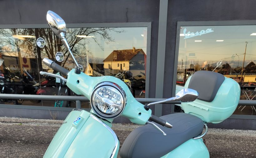 VESPA GTS 125IE SUPER 1