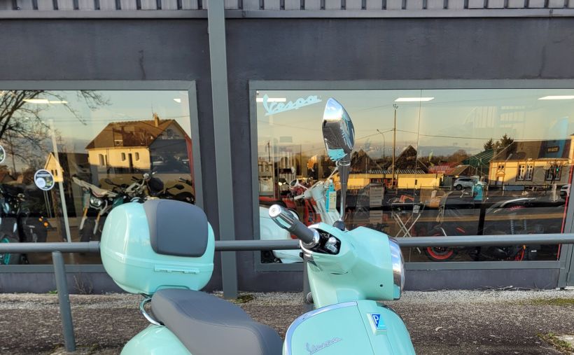 VESPA GTS 125IE SUPER 3
