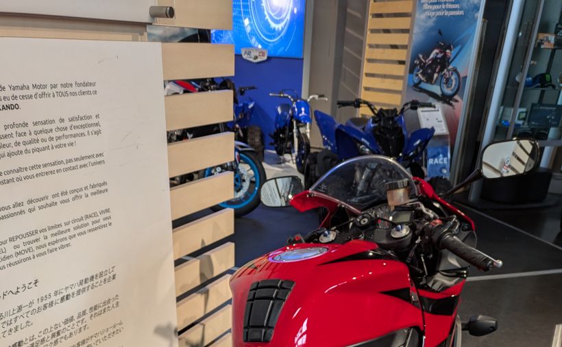 HONDA CBR 600 RR 3
