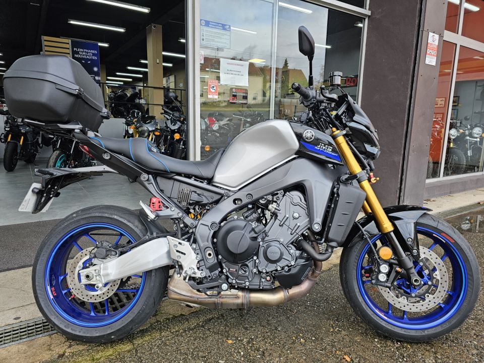 YAMAHA MT-09 SP 0