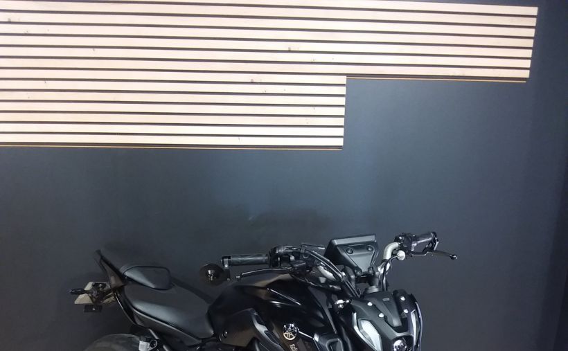 YAMAHA MT-07 (47.5CV) 1