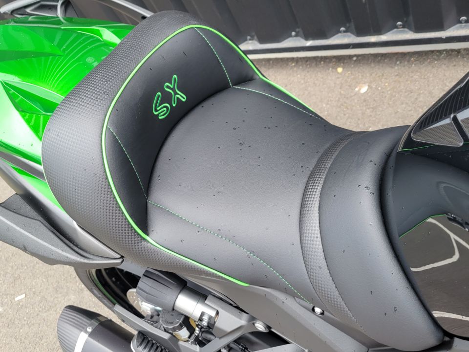 KAWASAKI NINJA 1000 SX 35