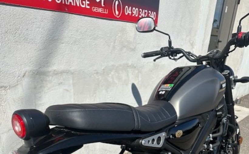 YAMAHA XSR 125 2