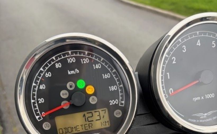MOTO GUZZI V7 SPECIAL 5