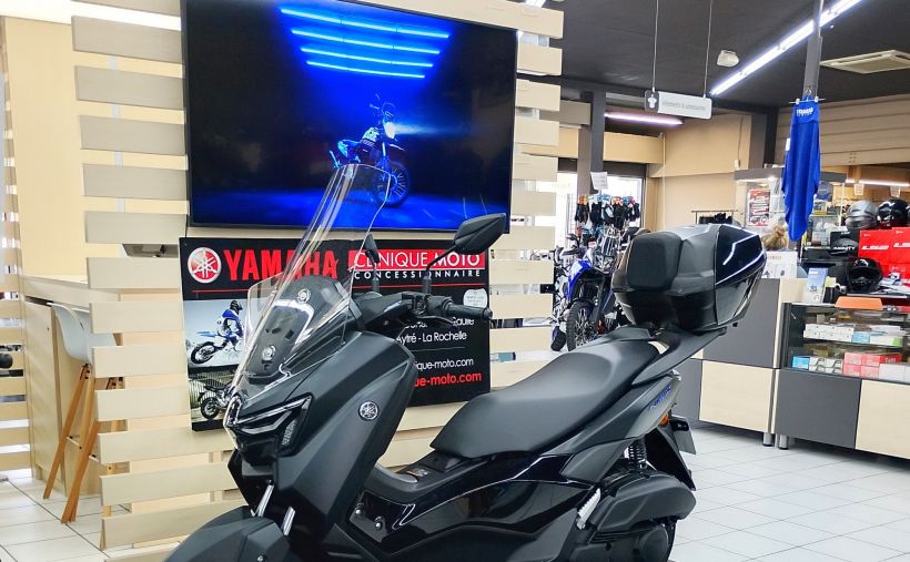 YAMAHA NMAX 125 1