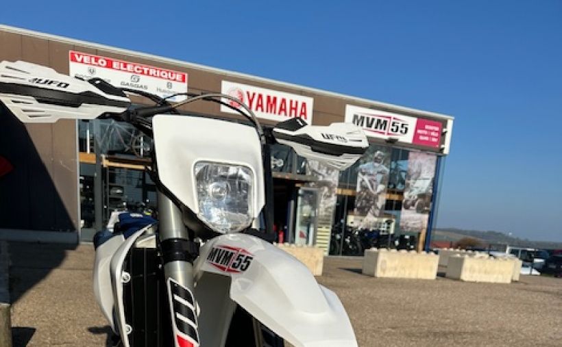 HUSQVARNA TE 300 I 2