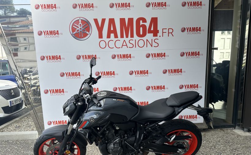 YAMAHA MT-07 (47.5CV) 1