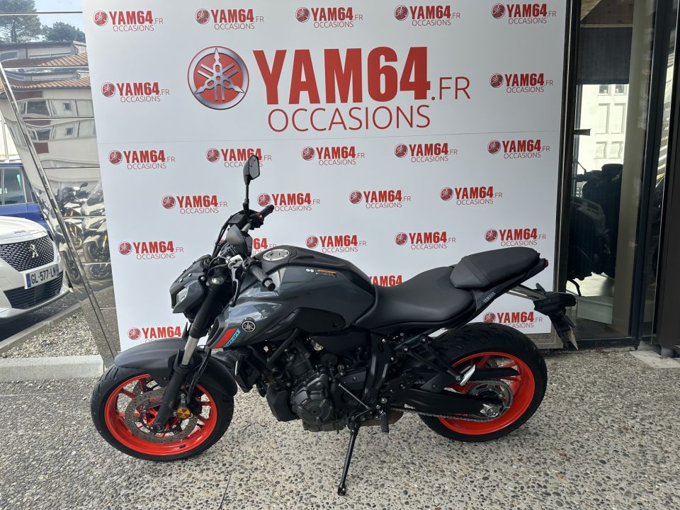 YAMAHA MT-07 (47.5CV) 1