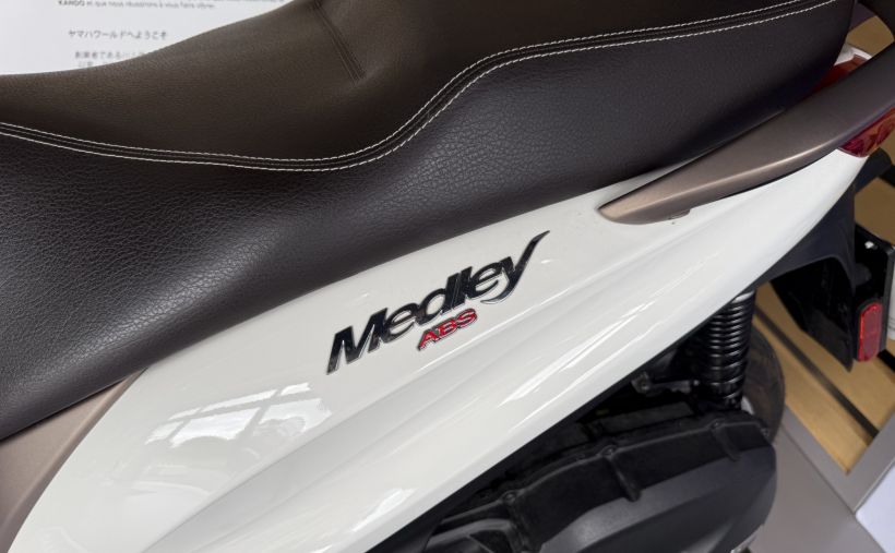 PIAGGIO MEDLEY 125 2