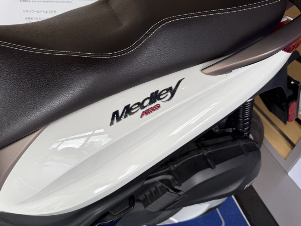 PIAGGIO MEDLEY 125 2