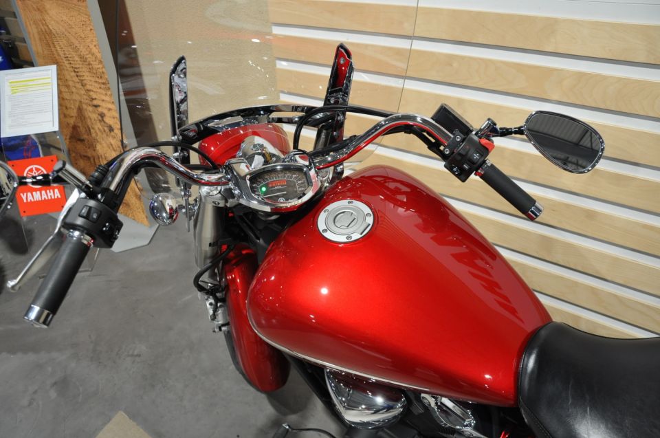 YAMAHA XVS 1300 13