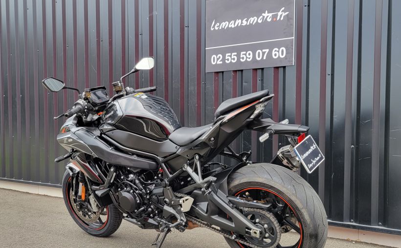 KAWASAKI Z 1000 H2 10