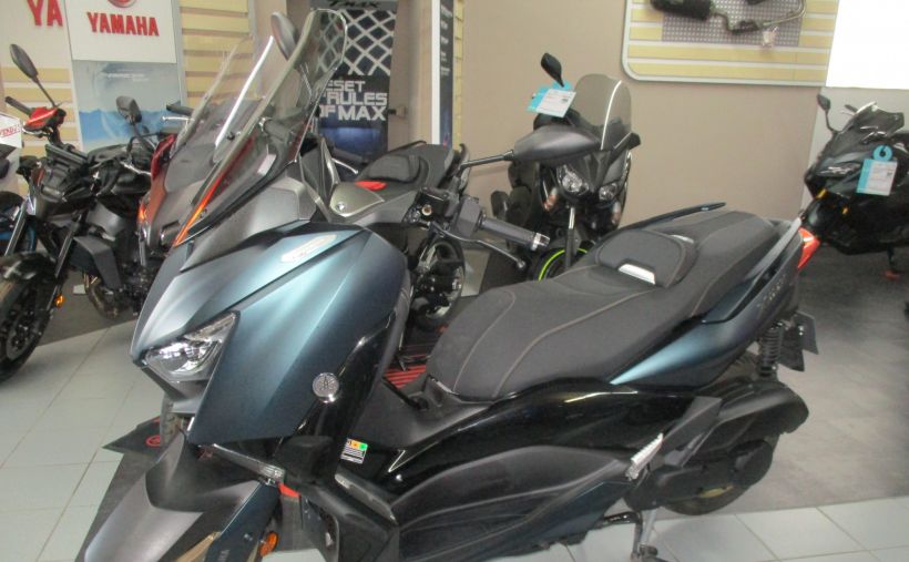YAMAHA XMAX 125 TECH MAX 0