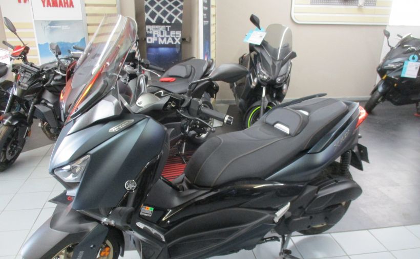 YAMAHA XMAX 125 TECH MAX 40