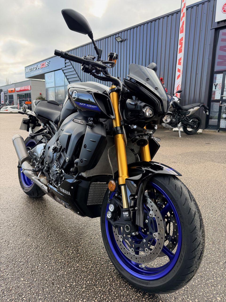 YAMAHA MT-10 SP 1
