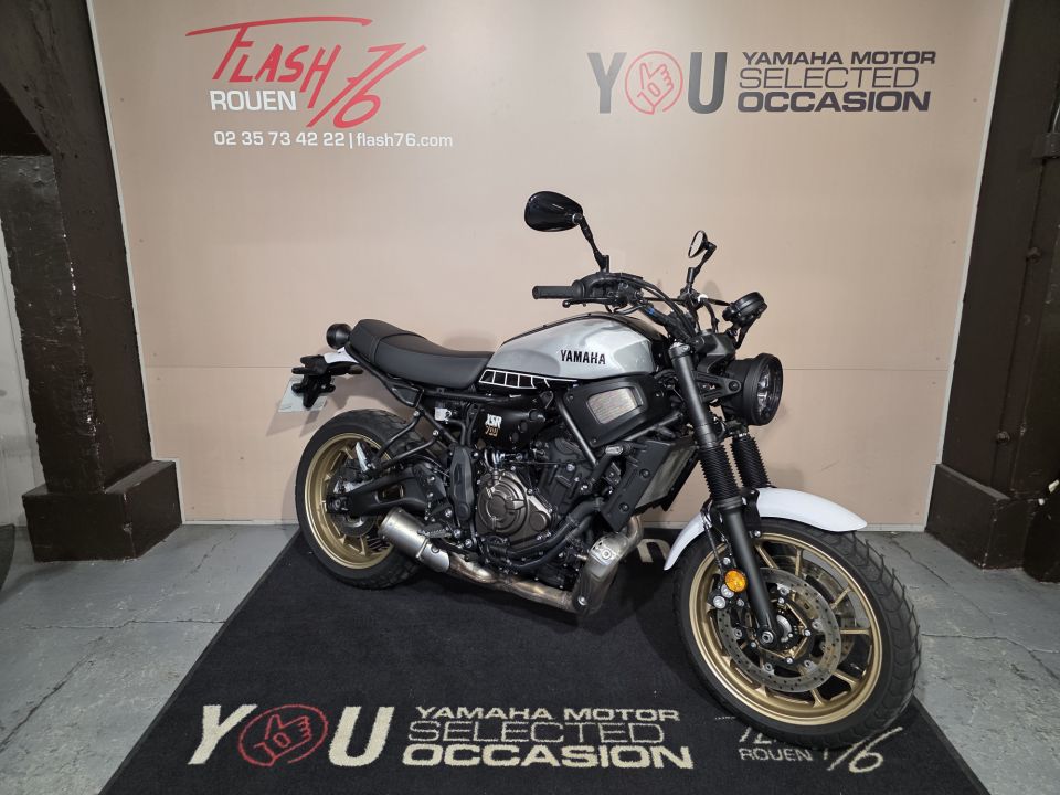 YAMAHA XSR 700 LEGACY 0