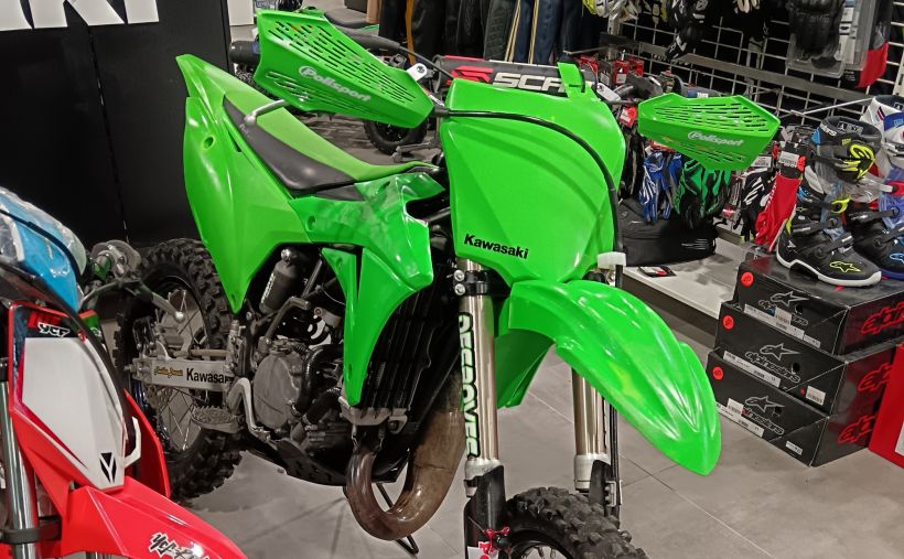 KAWASAKI KX 0