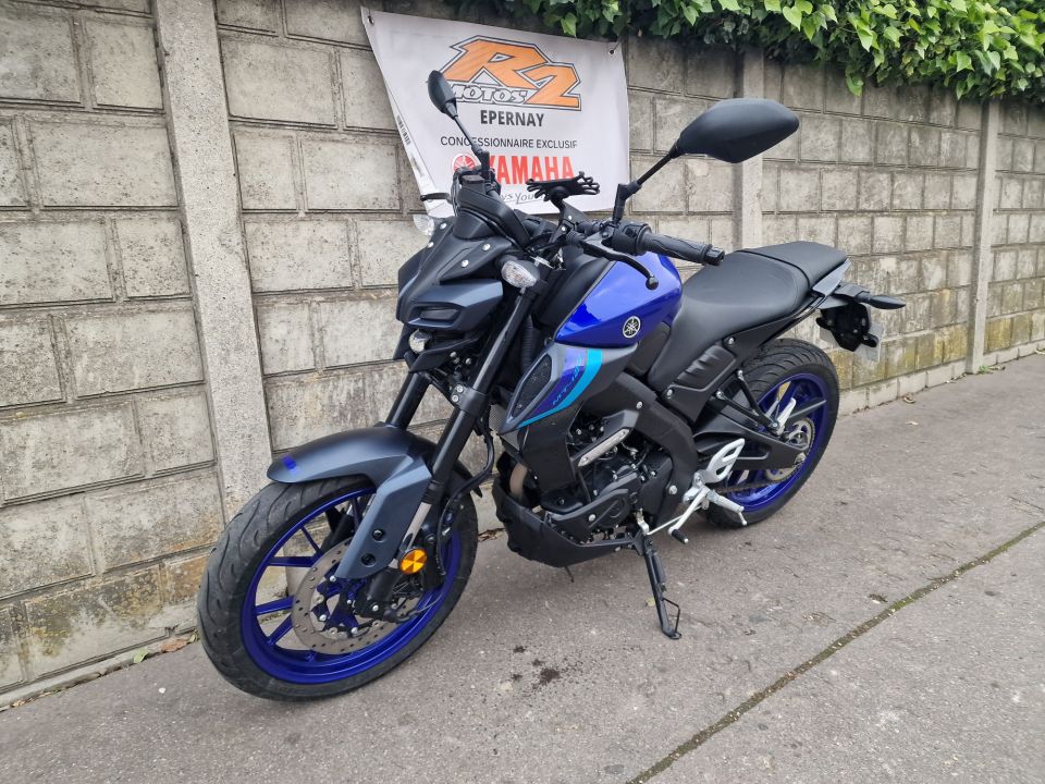 YAMAHA MT-125 ABS 3