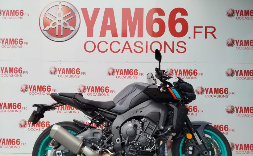 YAMAHA MT-10 0