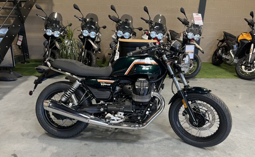 MOTO GUZZI V7 SPECIAL 3