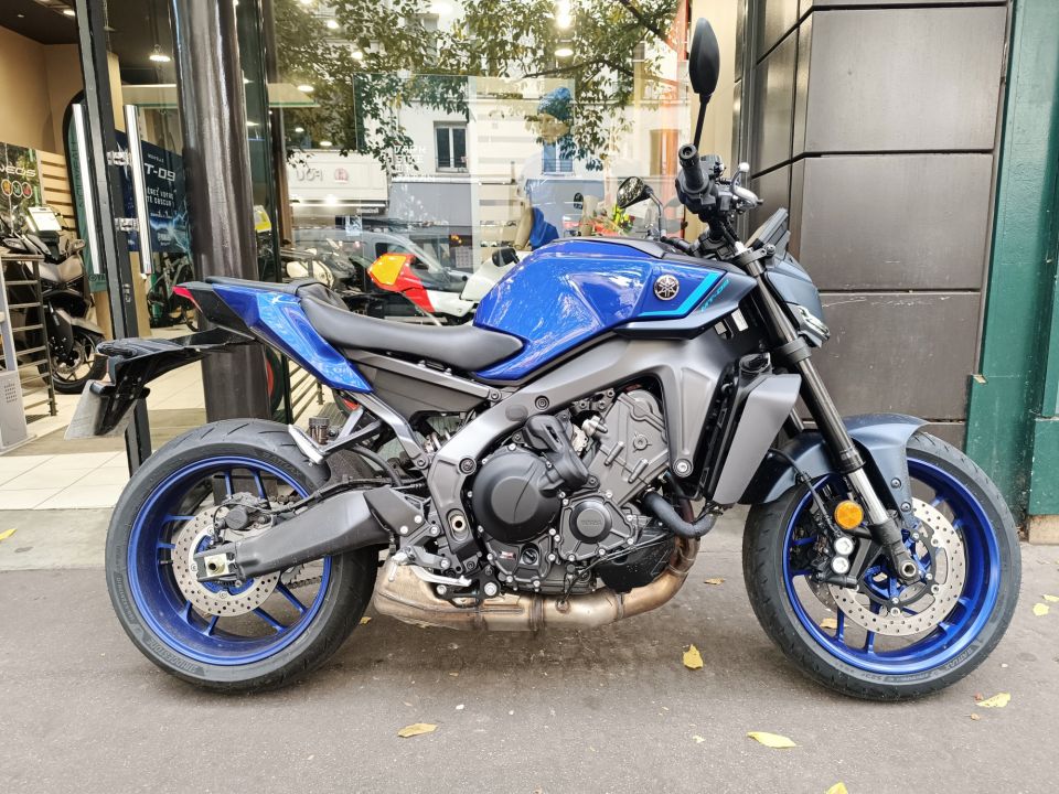 YAMAHA MT-09 0