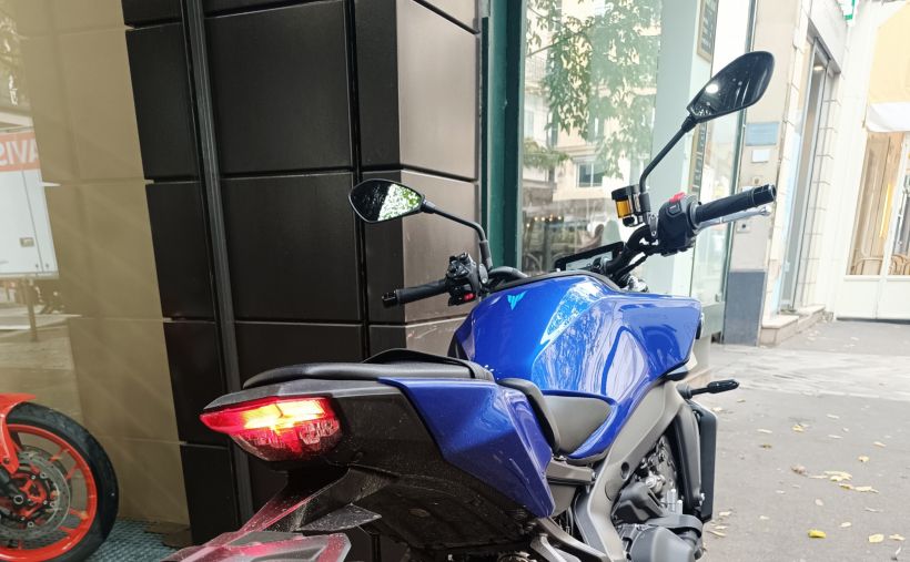 YAMAHA MT-09 2