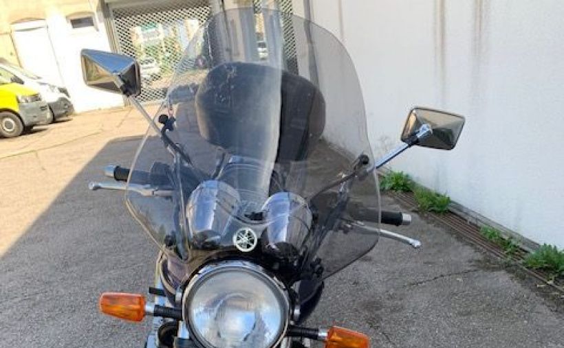 YAMAHA XJR 1300 1