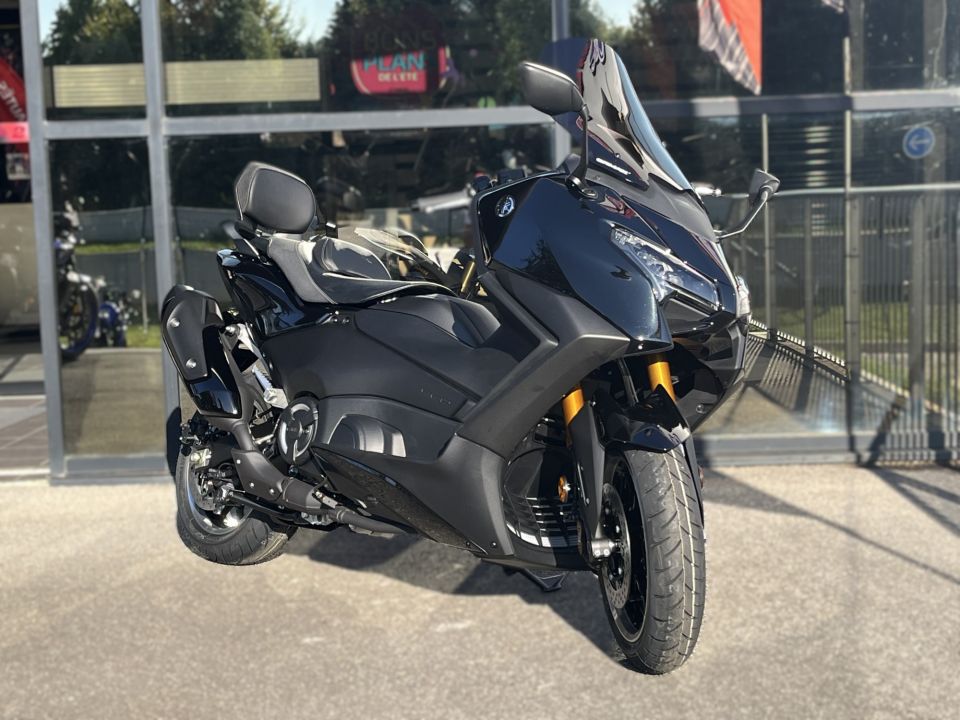 YAMAHA XP T-MAX 560 TECH MAX 1