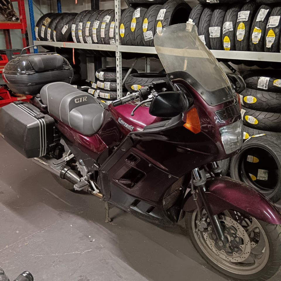 KAWASAKI GTR 0