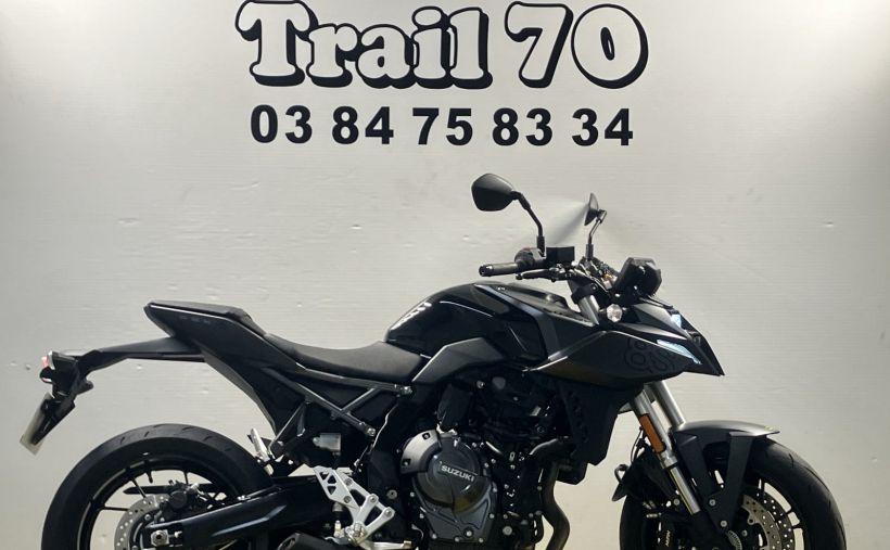 SUZUKI GSX-8S 1