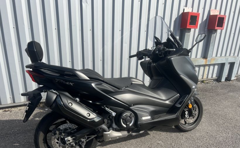 YAMAHA XP T-MAX 560 12