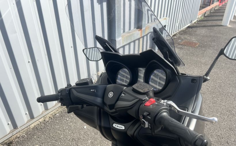 YAMAHA XP T-MAX 560 54