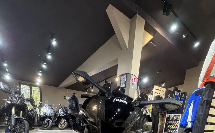 YAMAHA YZF 1000 R1 M 1