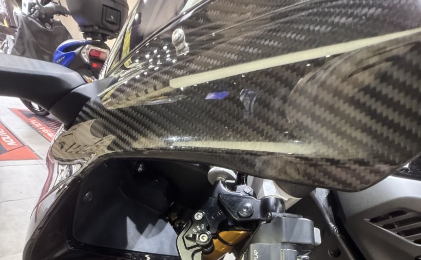 YAMAHA YZF 1000 R1 M 8