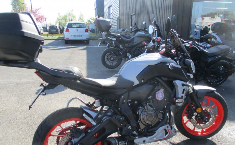 YAMAHA MT-07 2
