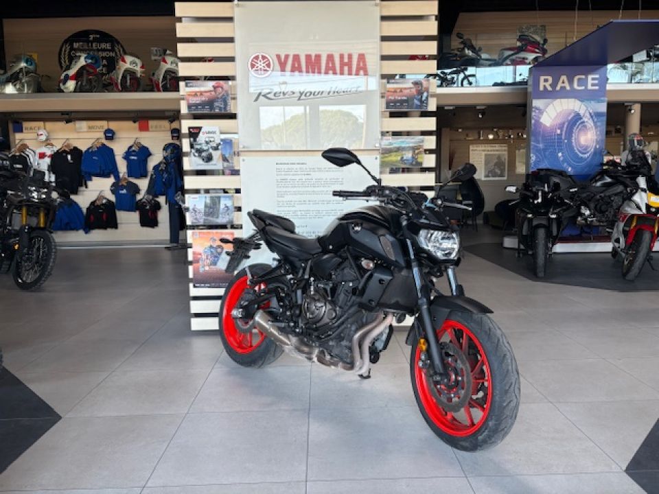 YAMAHA MT-07 FULL POSSIBILITE A2 78€/MOIS GTIE 12 MOIS ENTRETIEN A JOUR 1