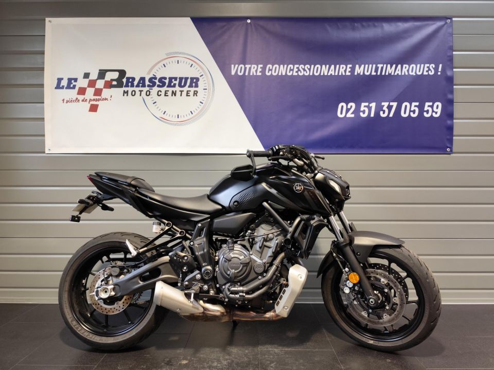 YAMAHA MT-07 0