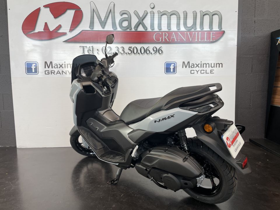 YAMAHA NMAX 125 TECH MAX 18