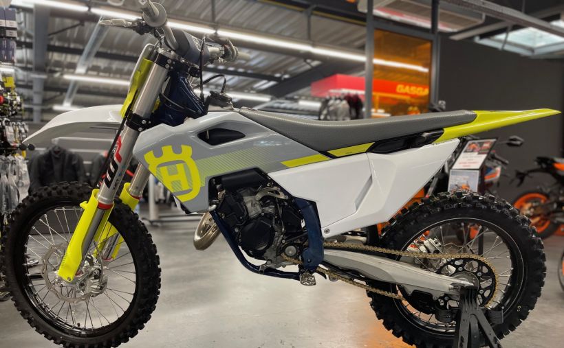 HUSQVARNA TC 125 2
