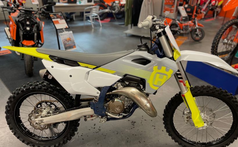 HUSQVARNA TC 125 0