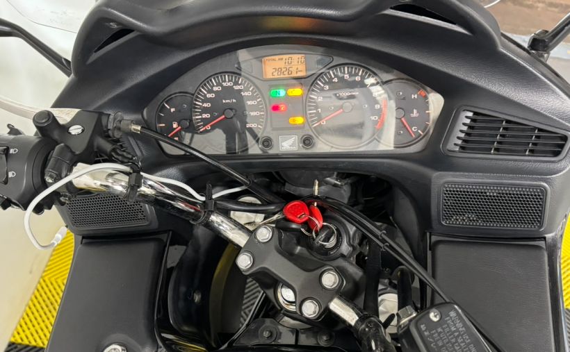 HONDA NT DEAUVILLE 700 ABS 15
