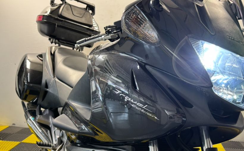 HONDA NT DEAUVILLE 700 ABS 7